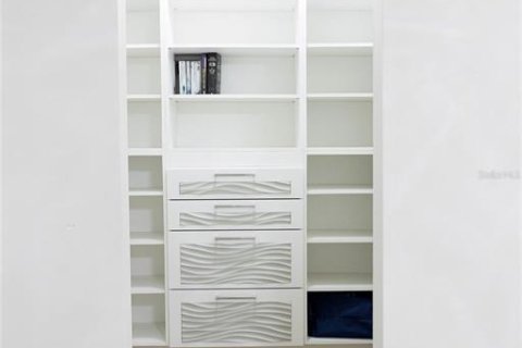 Touwnhouse à louer à Tampa, Floride: 2 chambres, 116.31 m2 № 2384089 - photo 17