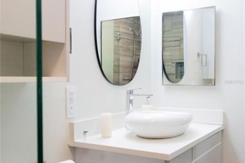 Touwnhouse à louer à Tampa, Floride: 2 chambres, 116.31 m2 № 2384089 - photo 16