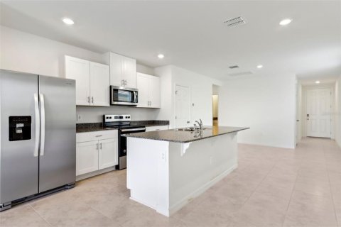Casa en venta en Poinciana, Florida, 3 dormitorios, 139.35 m2 № 1615981 - foto 16