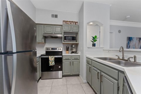 Condo in Orlando, Florida, 2 bedrooms  № 1650121 - photo 8