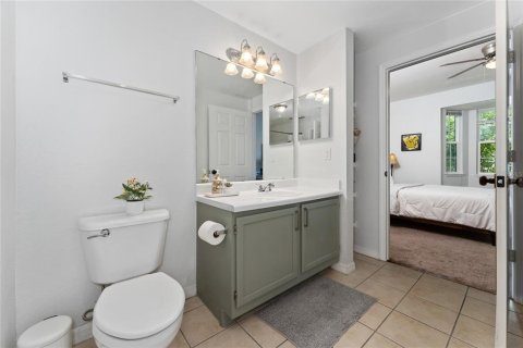 Condo in Orlando, Florida, 2 bedrooms  № 1650121 - photo 16