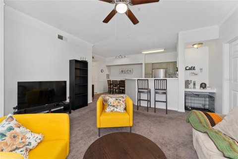 Condo in Orlando, Florida, 2 bedrooms  № 1650121 - photo 6