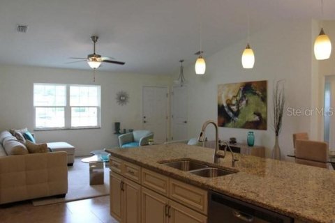Casa en alquiler en North Port, Florida, 3 dormitorios, 132.57 m2 № 1873833 - foto 4