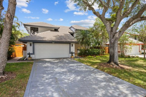 House in Boca Raton, Florida 4 bedrooms, 229.19 sq.m. № 2083847 - photo 2