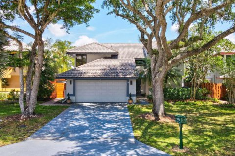 House in Boca Raton, Florida 4 bedrooms, 229.19 sq.m. № 2083847 - photo 4