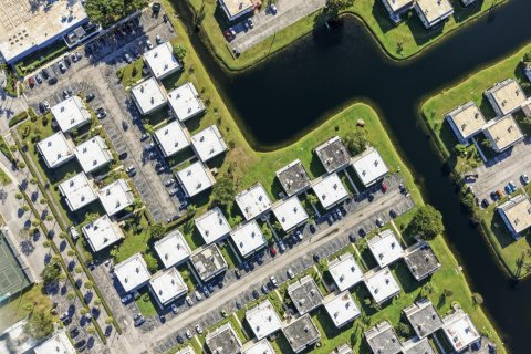 Купить кондоминиум в Делрей-Бич, Флорида 3 комнаты, 66.89м2, № 2246319 - фото 28
