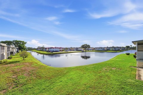 Condo in Delray Beach, Florida, 1 bedroom № 2246319