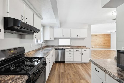 Villa ou maison à vendre à Gainesville, Floride: 3 chambres, 139.17 m2 № 2128705 - photo 16