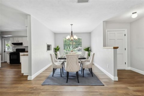 Villa ou maison à vendre à Gainesville, Floride: 3 chambres, 139.17 m2 № 2128705 - photo 3