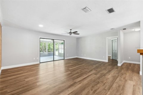 Villa ou maison à vendre à Gainesville, Floride: 3 chambres, 139.17 m2 № 2128705 - photo 6
