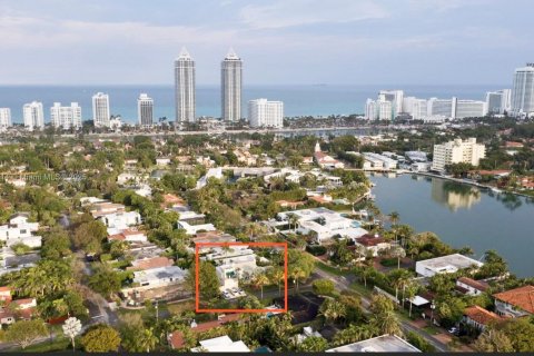 Casa en venta en Miami Beach, Florida, 4 dormitorios, 351.45 m2 № 1964267 - foto 10