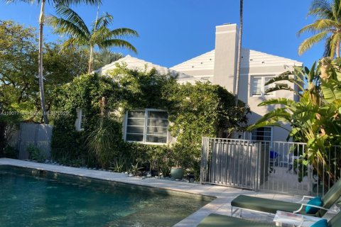 Casa en venta en Miami Beach, Florida, 4 dormitorios, 351.45 m2 № 1964267 - foto 7