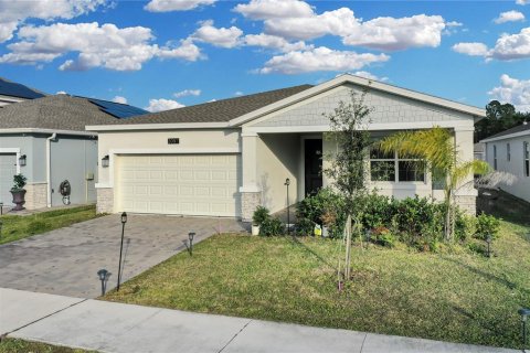 House in Davenport, Florida 4 bedrooms, 195.47 sq.m. № 1866160 - photo 2