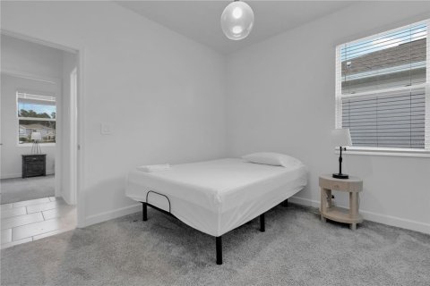 House in Davenport, Florida 4 bedrooms, 195.47 sq.m. № 1866160 - photo 28