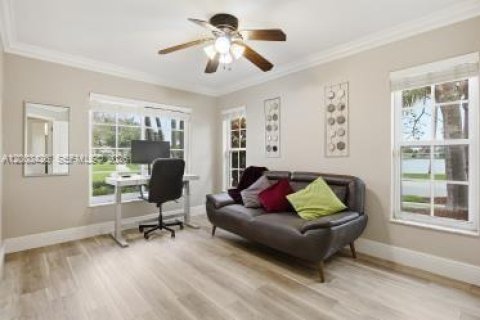 House in Weston, Florida 4 bedrooms, 233.28 sq.m. № 2068824 - photo 29