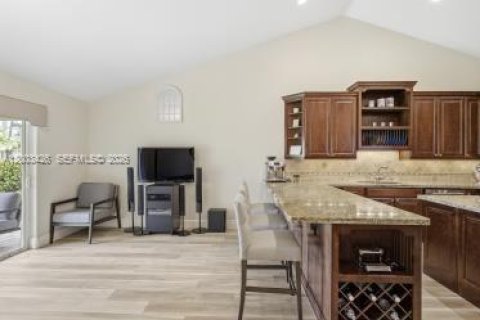 House in Weston, Florida 4 bedrooms, 233.28 sq.m. № 2068824 - photo 16