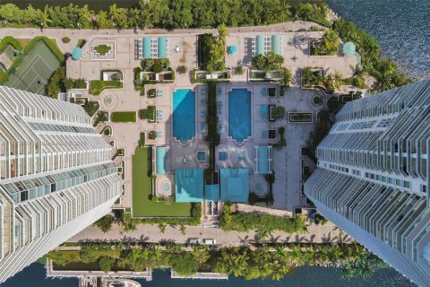 Condominio en venta en Sunny Isles Beach, Florida, 2 dormitorios, 163.51 m2 № 1797124 - foto 30