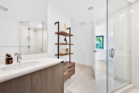 Copropriété à louer à Miami, Floride: 2 chambres, 101.73 m2 № 1959791 - photo 25