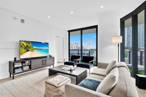 Copropriété à louer à Miami, Floride: 2 chambres, 101.73 m2 № 1959791 - photo 6