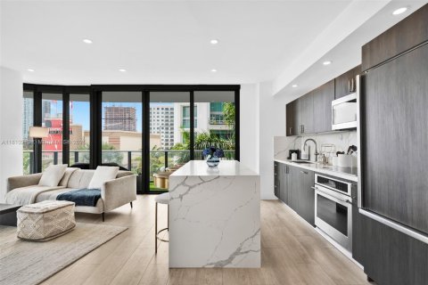 Copropriété à louer à Miami, Floride: 2 chambres, 101.73 m2 № 1959791 - photo 9