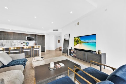 Copropriété à louer à Miami, Floride: 2 chambres, 101.73 m2 № 1959791 - photo 8