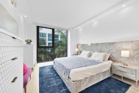 Copropriété à louer à Miami, Floride: 2 chambres, 101.73 m2 № 1959791 - photo 16