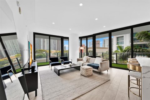 Copropriété à louer à Miami, Floride: 2 chambres, 101.73 m2 № 1959791 - photo 5