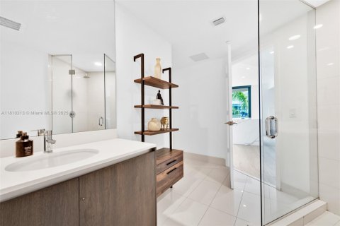 Copropriété à louer à Miami, Floride: 2 chambres, 101.73 m2 № 1959791 - photo 26