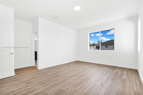 Touwnhouse à vendre à Miami, Floride: 5 chambres, 233.93 m2 № 1893081 - photo 25