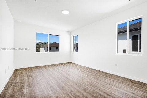 Touwnhouse à vendre à Miami, Floride: 5 chambres, 233.93 m2 № 1893081 - photo 27