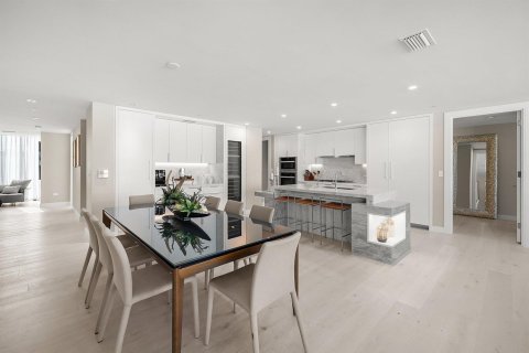 Condo in South Palm Beach, Florida, 3 bedrooms  № 2158410 - photo 17