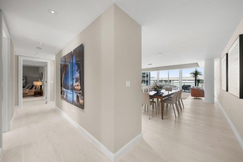 Condo in South Palm Beach, Florida, 3 bedrooms  № 2158410 - photo 18