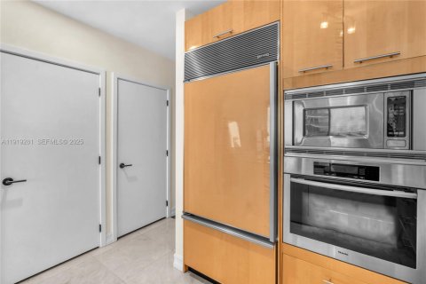 Copropriété à louer à Miami Beach, Floride: 1 chambre, 89.19 m2 № 1976594 - photo 10