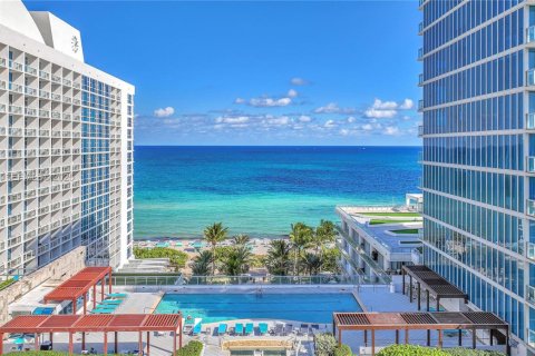 Condo à Miami Beach, Floride, 1 chambre  № 1976594