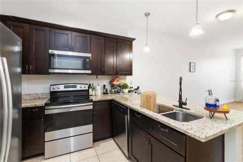 Condominio en venta en Kissimmee, Florida, 2 dormitorios, 85.75 m2 № 2108341 - foto 13