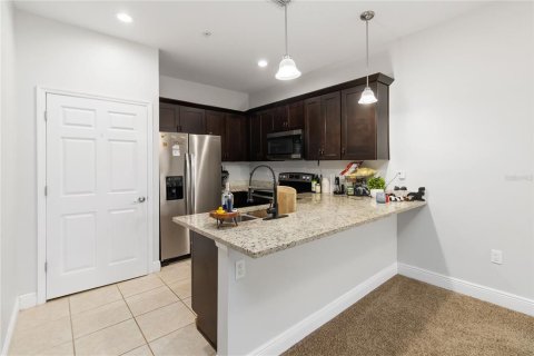 Condominio en venta en Kissimmee, Florida, 2 dormitorios, 85.75 m2 № 2108341 - foto 9