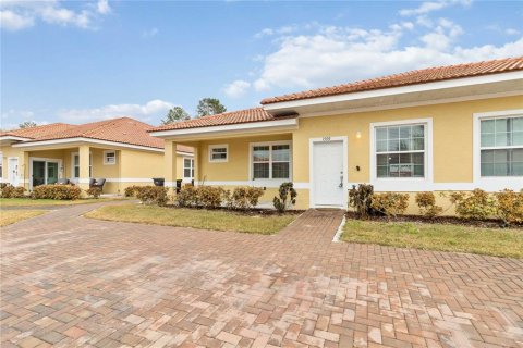 Condominio en venta en Kissimmee, Florida, 2 dormitorios, 85.75 m2 № 2108341 - foto 3