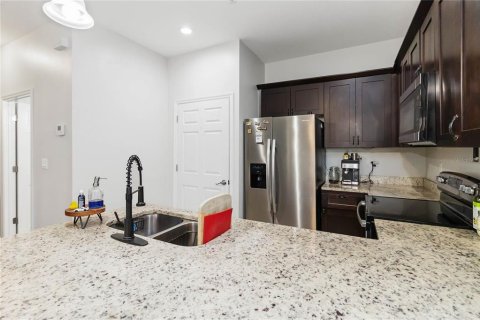 Condominio en venta en Kissimmee, Florida, 2 dormitorios, 85.75 m2 № 2108341 - foto 11