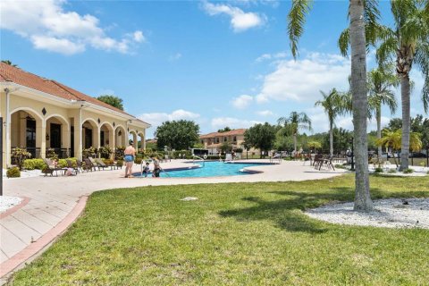 Condominio en venta en Kissimmee, Florida, 2 dormitorios, 85.75 m2 № 2108341 - foto 28