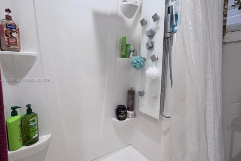 Casa en venta en Cutler Bay, Florida, 3 dormitorios, 115.29 m2 № 2269876 - foto 18