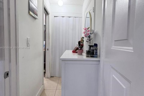 Casa en venta en Cutler Bay, Florida, 3 dormitorios, 115.29 m2 № 2269876 - foto 16