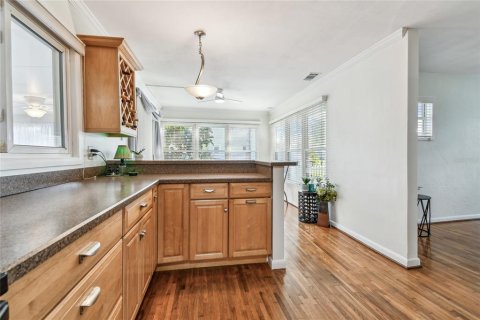 Villa ou maison à vendre à Belleair, Floride: 2 chambres, 120.87 m2 № 1723101 - photo 11