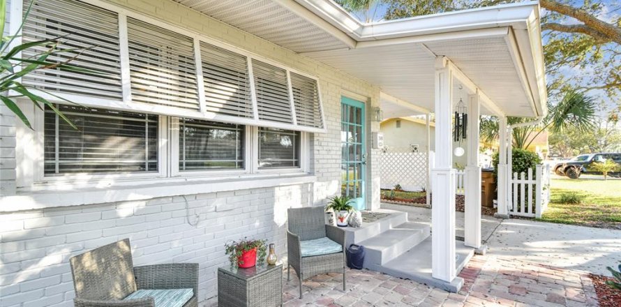 Villa ou maison à Belleair, Floride 2 chambres, 120.87 m2 № 1723101