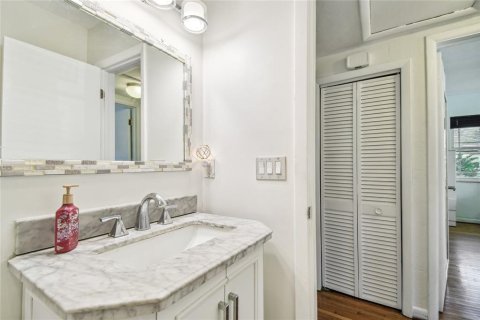 Villa ou maison à vendre à Belleair, Floride: 2 chambres, 120.87 m2 № 1723101 - photo 18