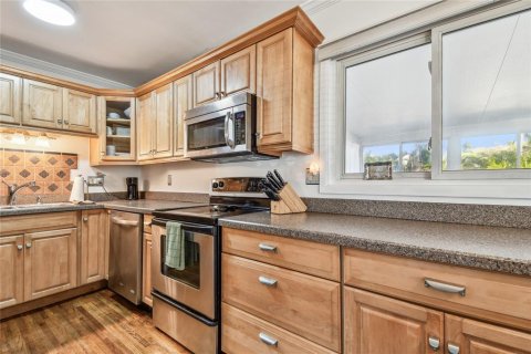 Villa ou maison à vendre à Belleair, Floride: 2 chambres, 120.87 m2 № 1723101 - photo 8