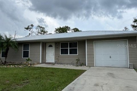 Casa en alquiler en Port Charlotte, Florida, 3 dormitorios, 91.42 m2 № 1908889 - foto 1