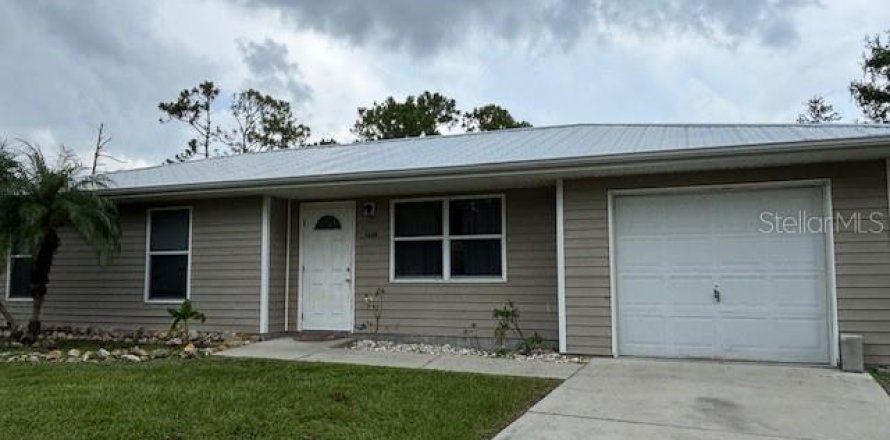 Casa en Port Charlotte, Florida 3 dormitorios, 91.42 m2 № 1908889
