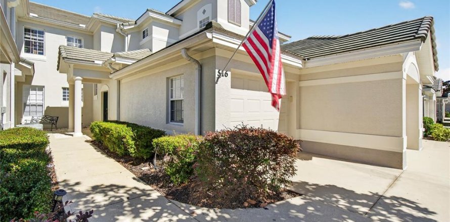 Condo à Lakeland, Floride, 3 chambres  № 2135450