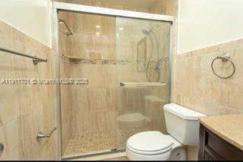 Villa ou maison à louer à Miami Gardens, Floride: 3 chambres, 101.82 m2 № 1969435 - photo 7