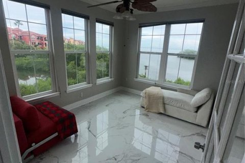 Condo in Clearwater, Florida, 3 bedrooms  № 1901788 - photo 3